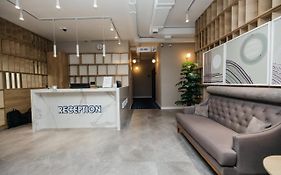 Amina Hotel